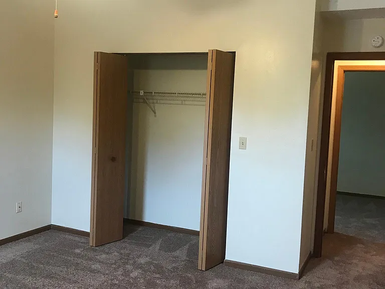 1208 W Jefferson St #I — Photo 6