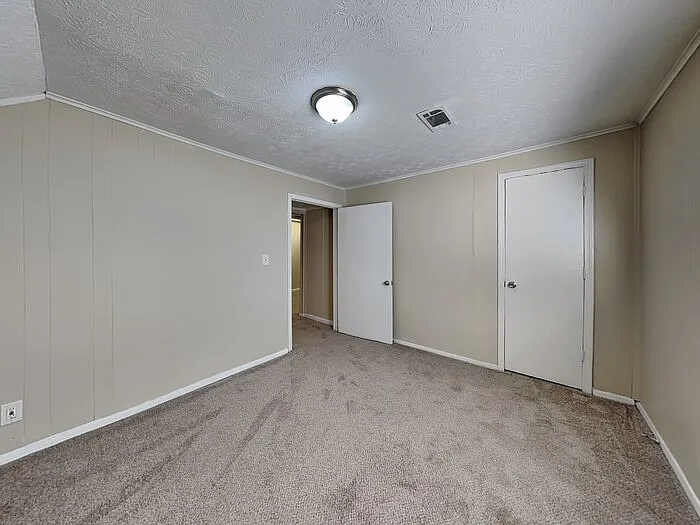 8238 Redwood Dr — Photo 15