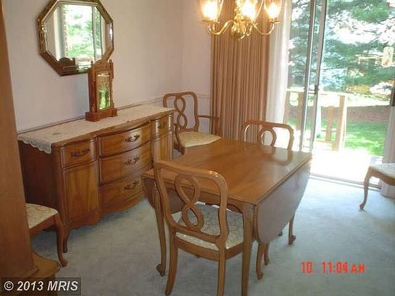 4th image of 827 Chesney Ln