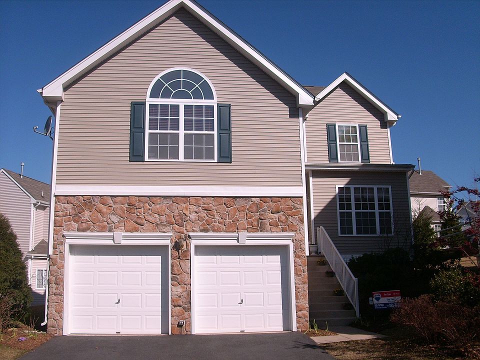 Elmwood Model - Largest in Woodfield Estates