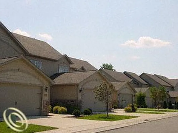 11406 Wolfort Spur, Brighton, MI 48116