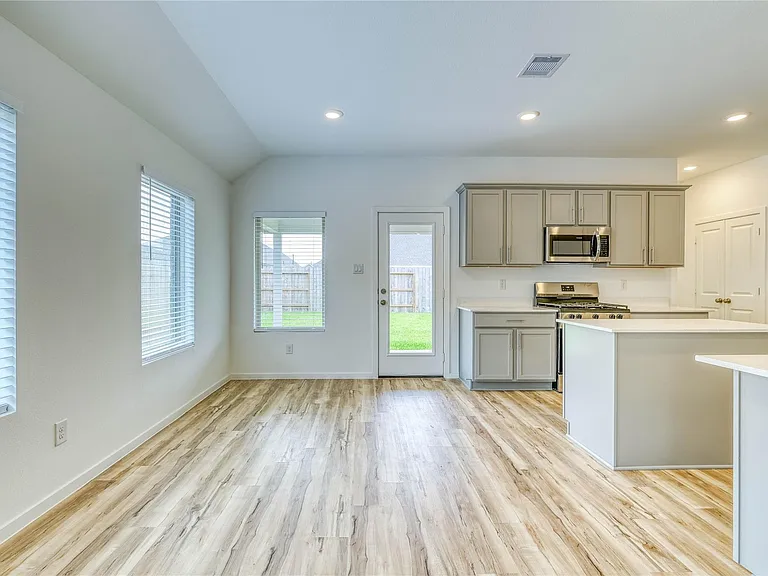 5310 Still Meadow Ln — Photo 9
