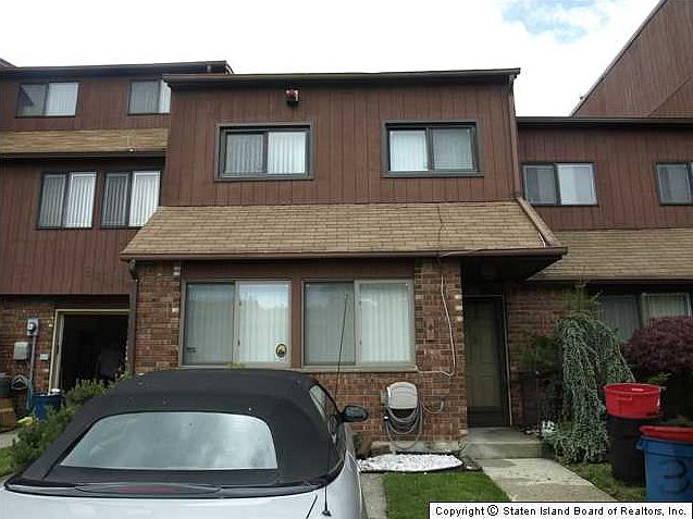 1st image of 36 Stonegate Dr