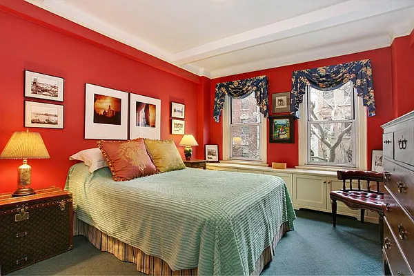 Sold by Corcoran | media 16