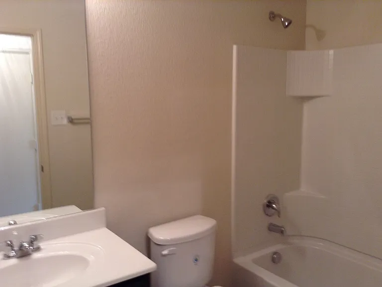 1413 S Raven Dr — Photo 10