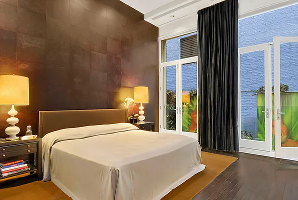 Sold by Corcoran | media 14