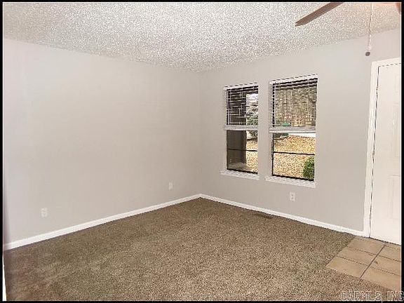 4th image of 2818 Stephanie Dr