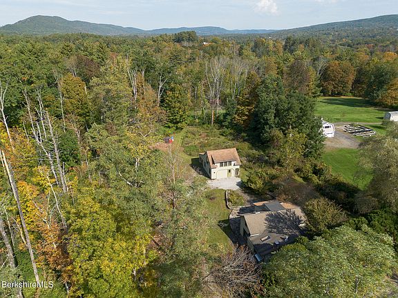 2nd image of 14 Glendale Middle Rd