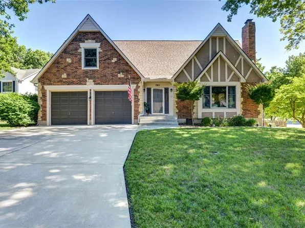 791 NE Galilea Ct, Blue Springs, MO 64014