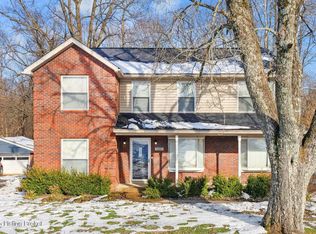 10805 Alberta Dr, Fairdale, KY 40118