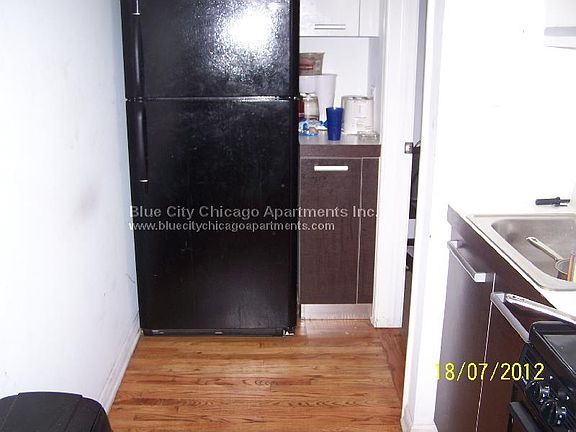 5th image of 5054 N Winthrop Ave APT 103