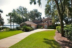 1st image of 2727 Forest Cir