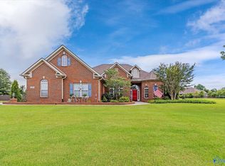 331 Blue Creek Dr, Harvest, AL 35749