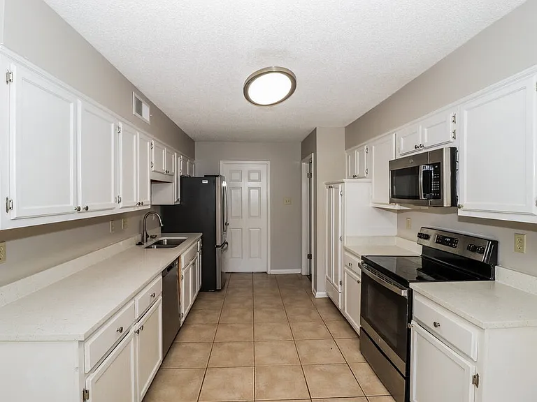 8631 Debbie Kay Ln — Photo 8