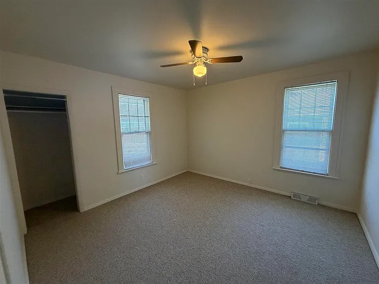 1104 Bridge St #A — Photo 8