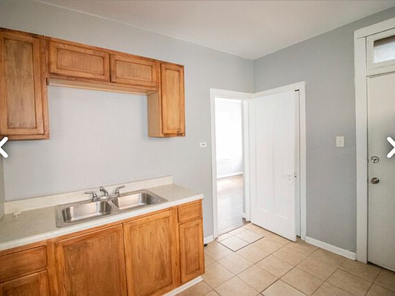 5th image of 8034 S Drexel Ave #3