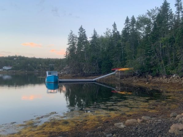 122 Hargrove Ln, Whites Lake, NS B3T 0H8