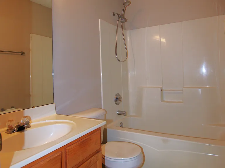 307 Columbia Dr — Photo 12