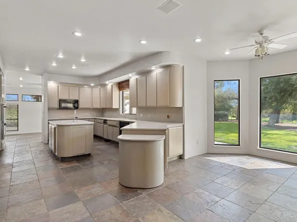 5724 Parker Rd, Modesto, CA 95357