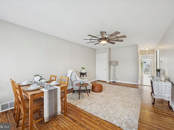 4th image of 124 Stonyhill Rd