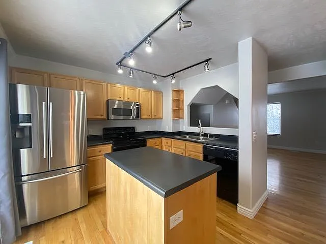 354 E Braidhill Dr — Photo 7