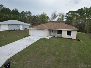 7992 N Triana Rd, Citrus Springs, FL 34434