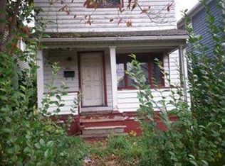 913 Hamilton Ave, Farrell, PA 16121