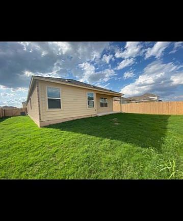 4th image of 21409 Wilmiller Ln