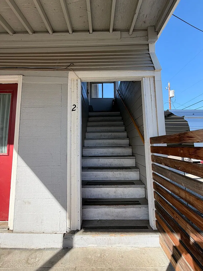 309 N. Emerson — Photo 3