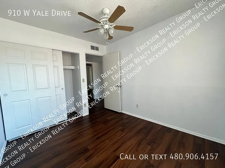 910 W Yale Dr — Photo 15
