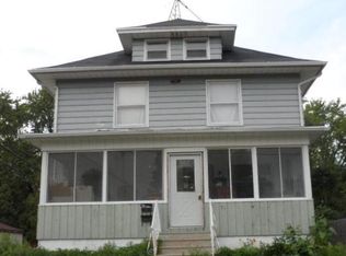 51 W 12th St, Fond Du Lac, WI 54935