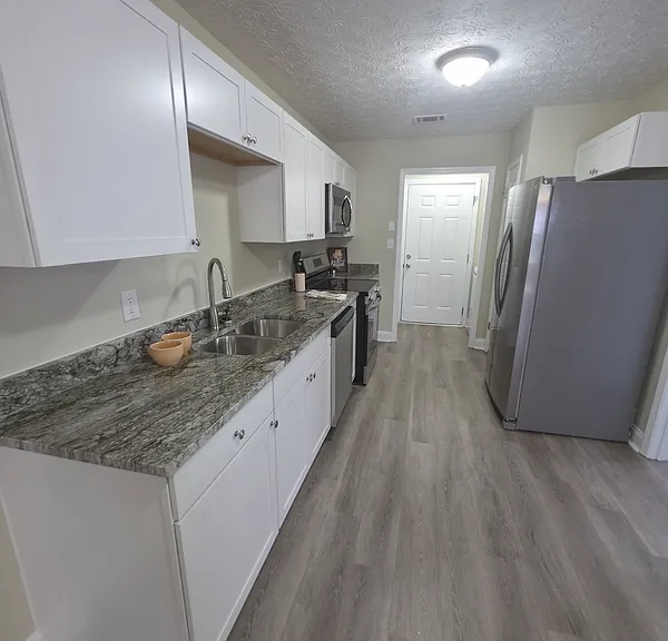 187 Westchester Cir #1 — Photo 4