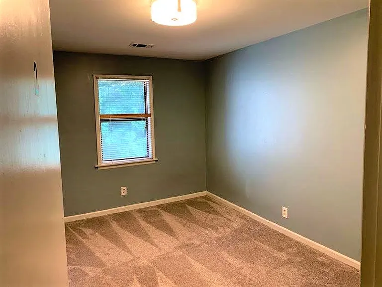 1027 Curran St NW #1 — Photo 11