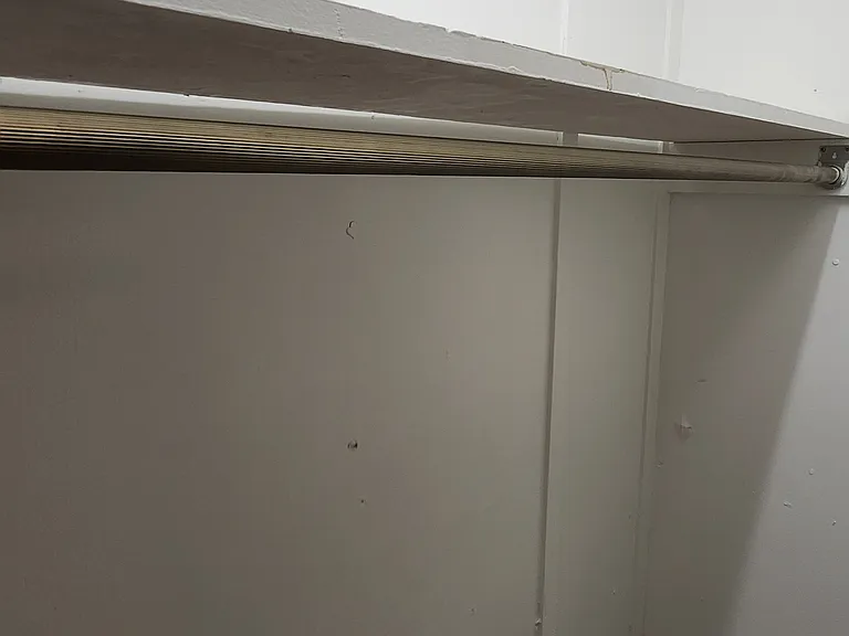 2nd bedroom, large deep closet