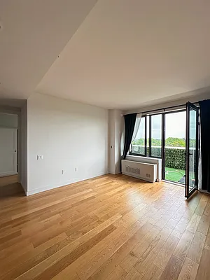 Rented by Artur Gutman, LREB | media 6