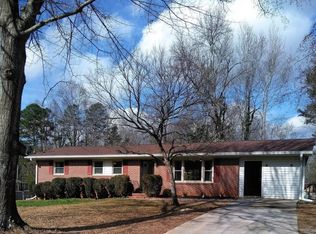 2425 Thrasher Rd, Buford, GA 30519