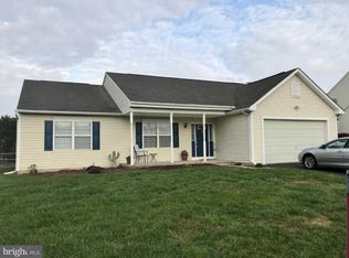 210 Drawyers Dr, Middletown, DE 19709
