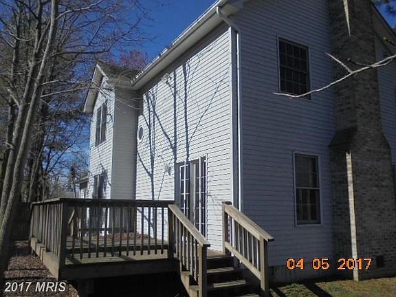 Exterior (Rear)