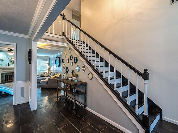 2nd image of 2125 Strathmore Dr