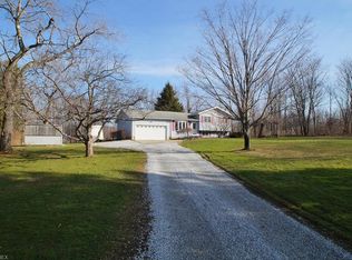 11220 Thwing Rd, Chardon, OH 44024