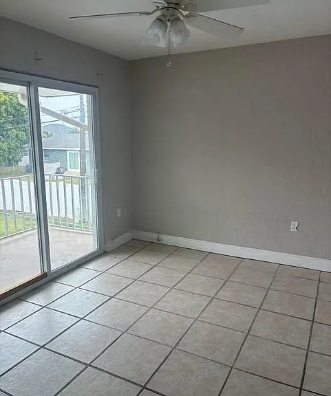 4923 Vincennes Ct #7 — Photo 5