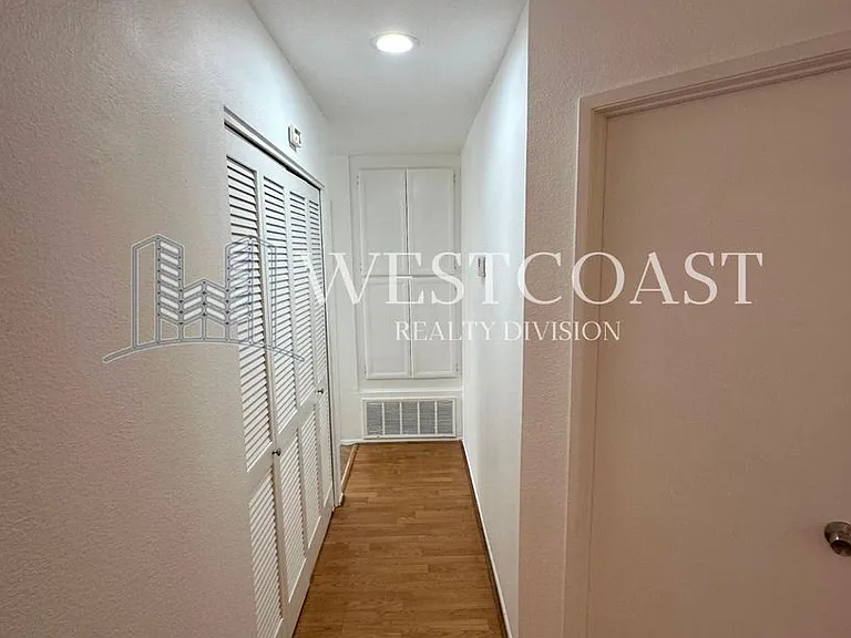 2823 Andover Ave — Photo 7