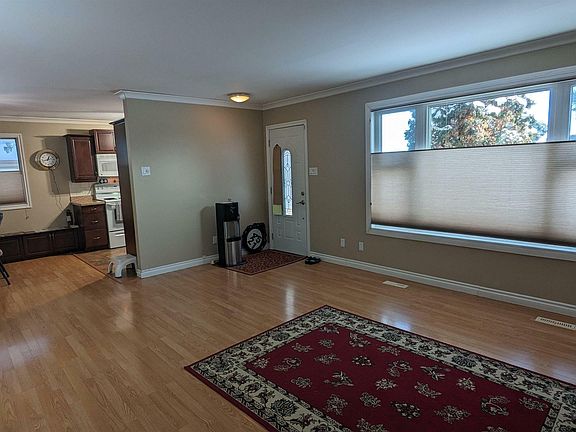 2nd image of 4521 53rd St