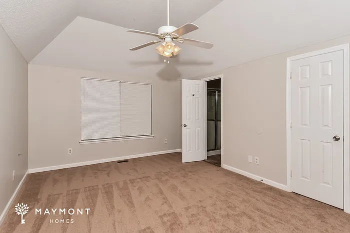 106 Ascot Ct — Photo 7