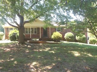 111 Northside Dr, Lexington, NC 27295