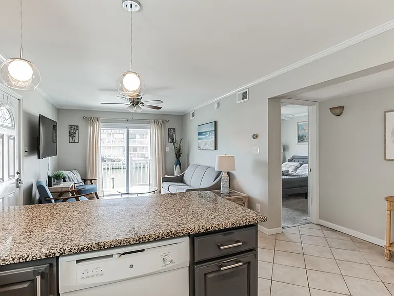 121 Newport Bay Dr #A — Photo 9