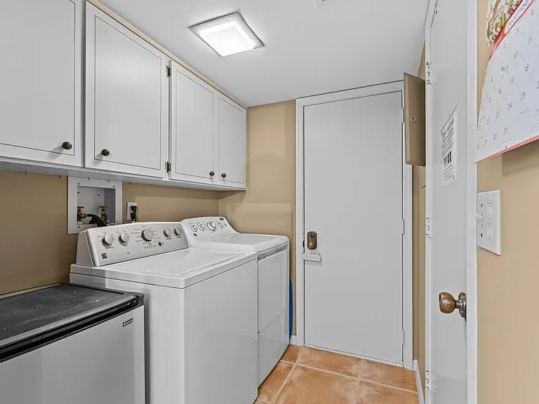 1815 Mooringline Dr #2E — Photo 20