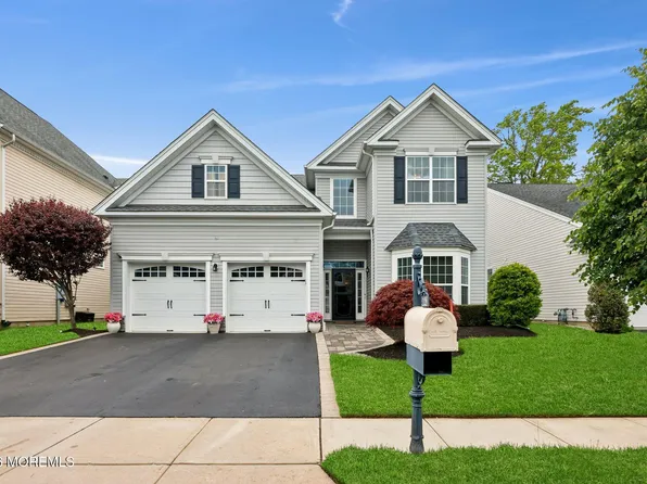 128 Sunset Drive, Tinton Falls, NJ 07724