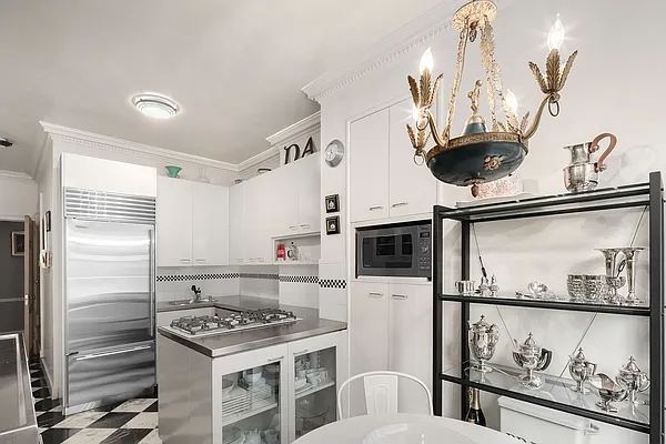 Sold by Douglas Elliman | media 14