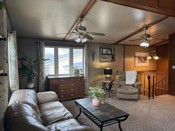 5th image of 401 Sunny Lane St
